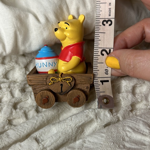 Vintage Precious Moments Disney Winnie The Pooh Birthday Wagon Train 2012 - Picture 12 of 14